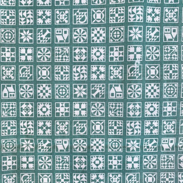 Green Quilt Square Print Fabric, 90s Quilting Cotton, Vintage VIP Cranston Quilting Fabric, Out of Print Fabric, 44" W x 28" L