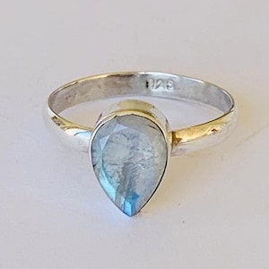 925 Sterling Silver Rainbow Moonstone Ring Gemstone Teardrop Pear Size 5 6 7 8 9 10 11, Faceted Teardrop Solitaire Rainbow Moonstone Ring