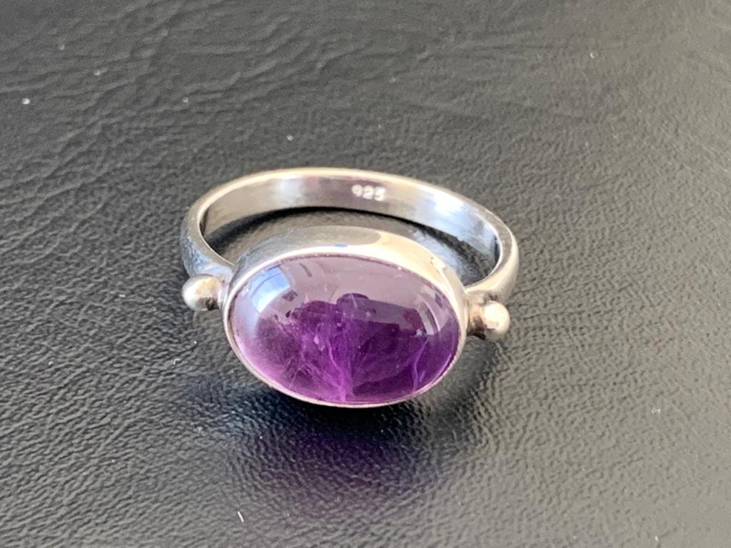 925 Sterling Silver Purple Amethyst Large Oval Gemstone Ring Size