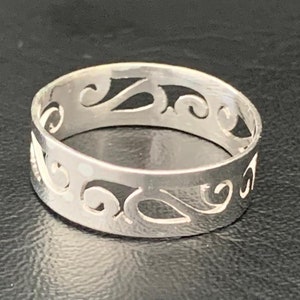 925 Sterling Silver Filigree Band Ring US Size 6 7 8 Swirls Cut Out Pattern, Thin Band Ring, 6mm Silver Band Ring, Filigree Ring, Women Girl