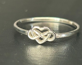 925 Sterling Silver Celtic knot Heart Ring US Size 6 7 8 9 Infinity Ring, Thin Band Ring, Women Girl Ring, Stackable Ring, Minimal Ring