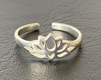 925 Sterling Silver Lotus Flower Toe Ring, Sterling Silver Lotus Toe Ring Women Girl Toe Ring, Sterling Silver Adjustable Toe Ring Midi Ring