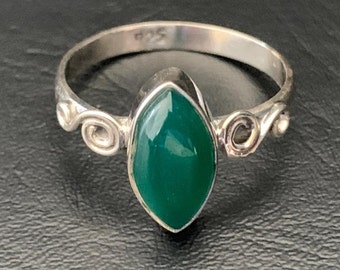 925 Sterling Silver Green Onyx Gemstone Ring Marquise Solitaire Stack Size 6.5 7 8 9, Green Ring, Silver Green Ring, Green Onyx Solitaire