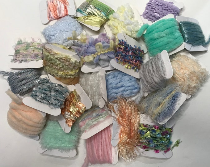 Rembrandt Novelty Fiber/yarn/sample Bundle 24 Yds for Journals, Adding to Your Spinning, Collage