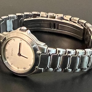 Gucci 1600 Watch - Etsy