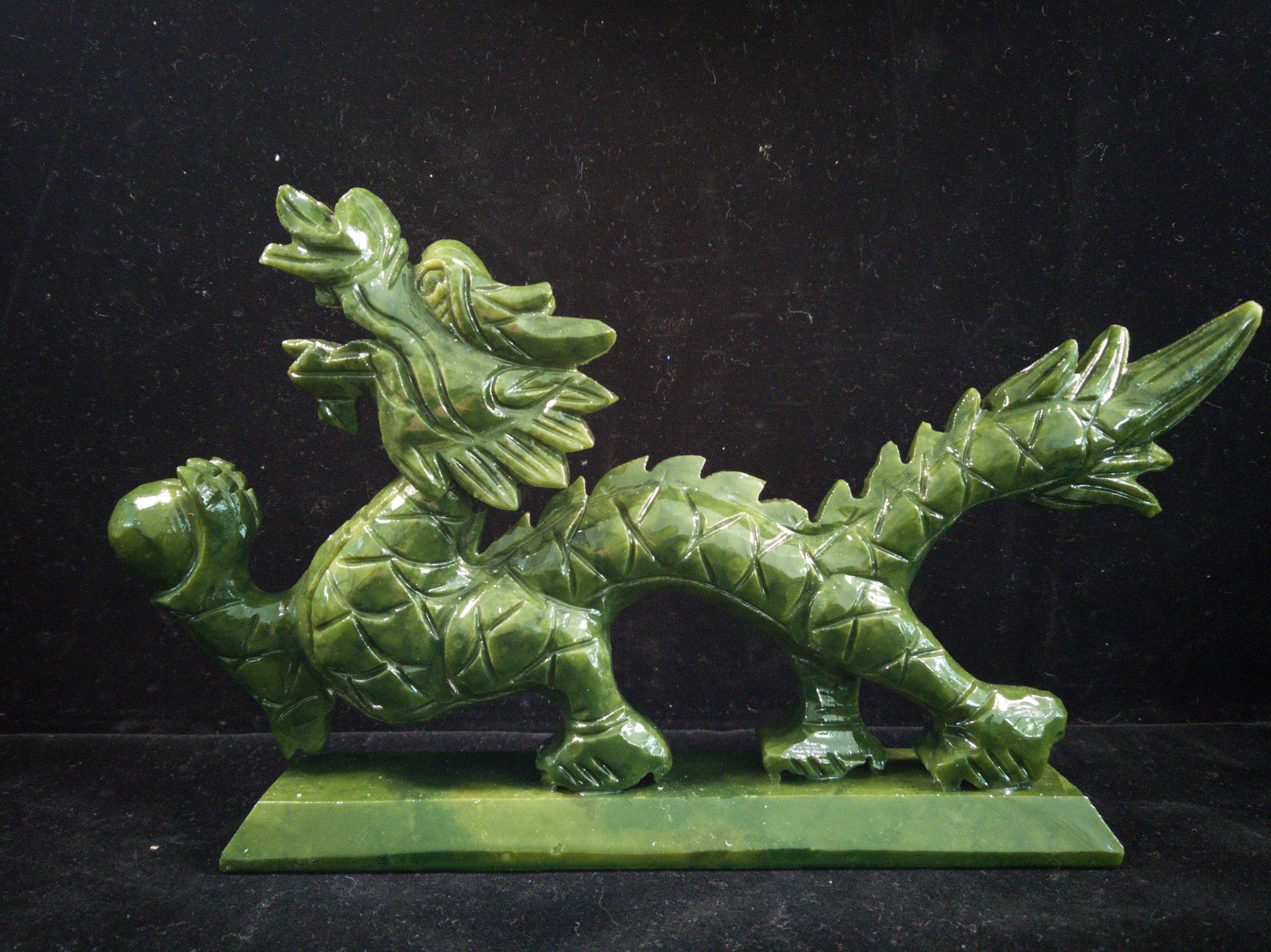 100 Exquisite natural jade Handmade handcarved dragon statues we make
