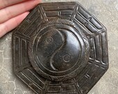Warring States period antique Ming and Qing antique jade, old Xiu jade, high ancient jade, Bagua inkstone ornament