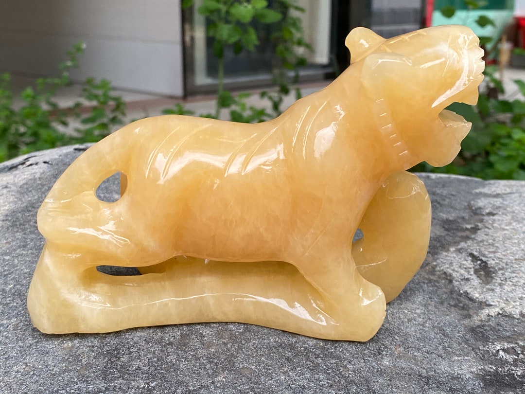 Natural Green Jade Tiger Statue, Exquisite Hand Carved Crystal Animal