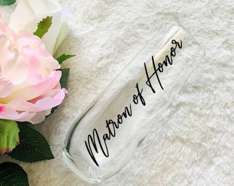 Matron of Honor Champagne Flute, Matron of Honor Gift, Bridal Party Gifts, MOH, Bridesmaid Gifts, Champagne Flute, Bridal Party Gift Ideas