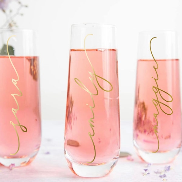 Personalized Champagne Flute, Personalized Gift, Bridesmaid Gifts, Bridesmaid Gift Idea, Bridal Party Gifts, Stemless Champagne Flute