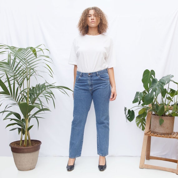 90s Medium Wash Mom Jeans