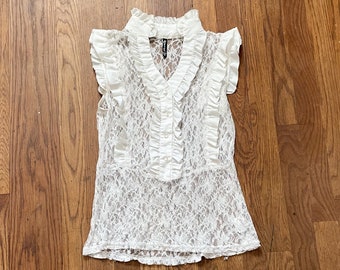 Y2K Lace Sleeveless Blouse