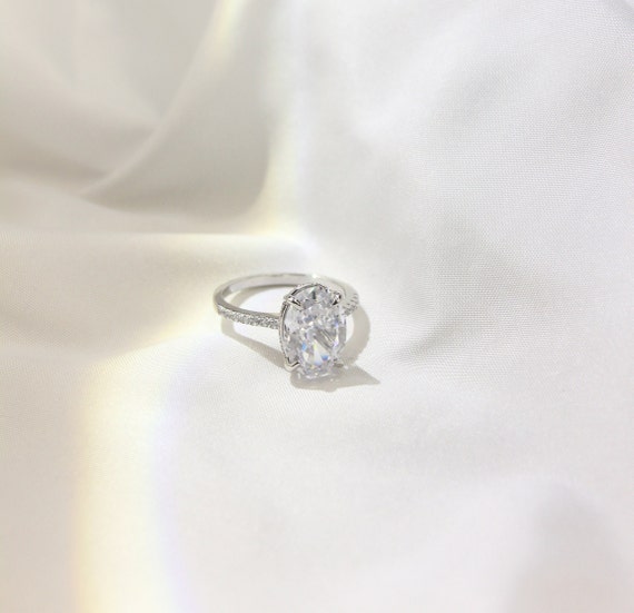 Women's 18 K Rose Gold Micro-Inlaid Square Diamond Ring Set