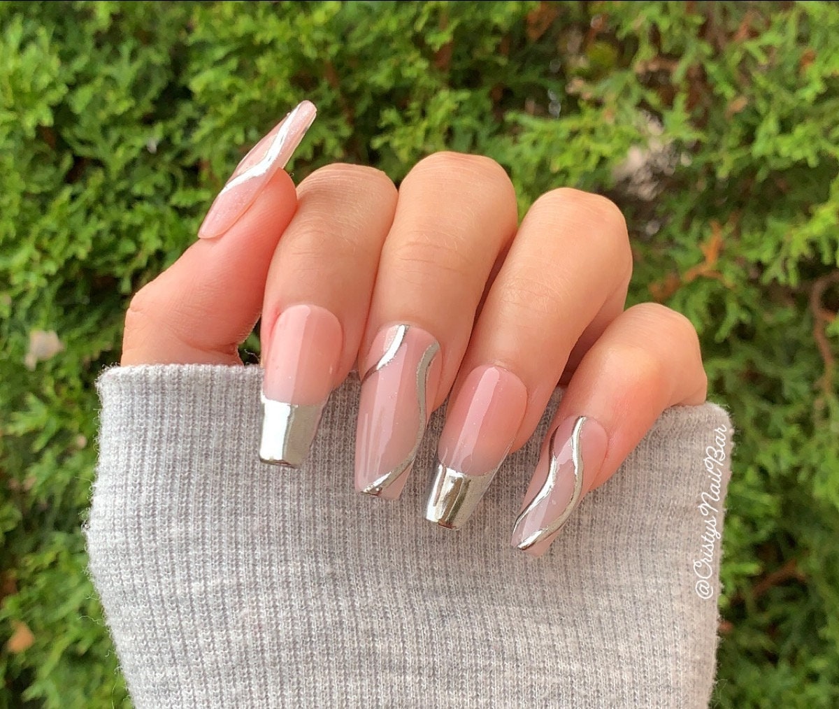 20 Stunning Chrome French Tip Nails Designs to Try in Summer 2023 | | Ombre chrome  nails, Chrome nails designs, Gel nails