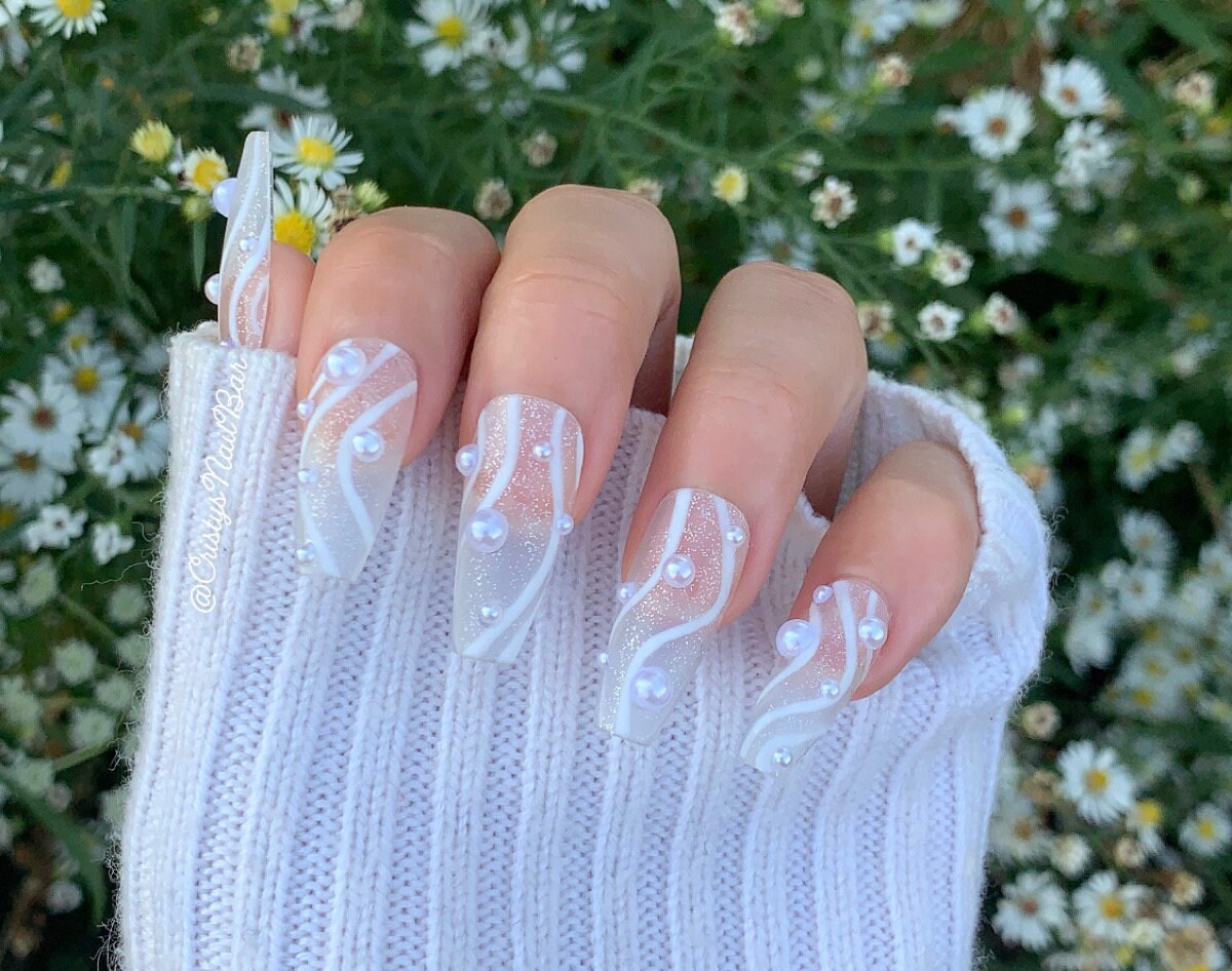 Pearl nails ✨ : r/Nails