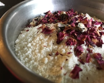 Kleopatra getmjölk och honung badpulver