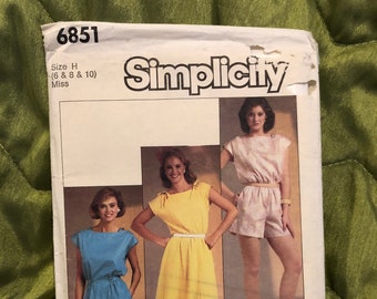 1980's Simplicity Ladies Draped Neck Dress pattern Pattern -  Vintage - Size 10 - 7049