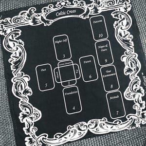 CELTIC TAROT TUCH/Tarot-Tuch/60 x 60 cm 100% Baumwolle sehr stark wird ein Leben lang dauern / Kommt in Samttasche. Gratis dazu - Glücksgeld Reis