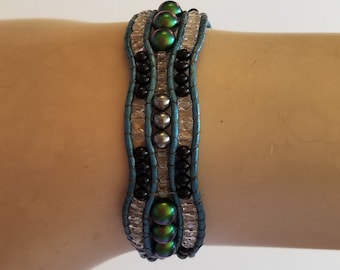 Curaçao bracelet, woven Miyuki beaded cuff, handmade in France