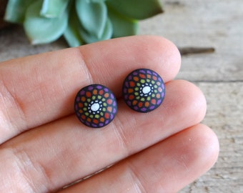 Pendientes de Mandala Negro, Pendientes Cool Mens, Pendientes de Tachuelas Pequeñas con Postes Hipoalergénicos, Pendientes Masculinos Cotidianos, Pendientes Abstractos Simples