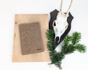 Personalized leather hunting license holder – case for hunting license – personal gifts for hunters – birthday gift for hunters