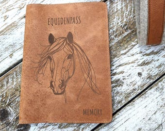 Leather cover for the equine passport - Gift for horse lovers - Equine passport cover - for equines - Gift for riders - for equestrian sports