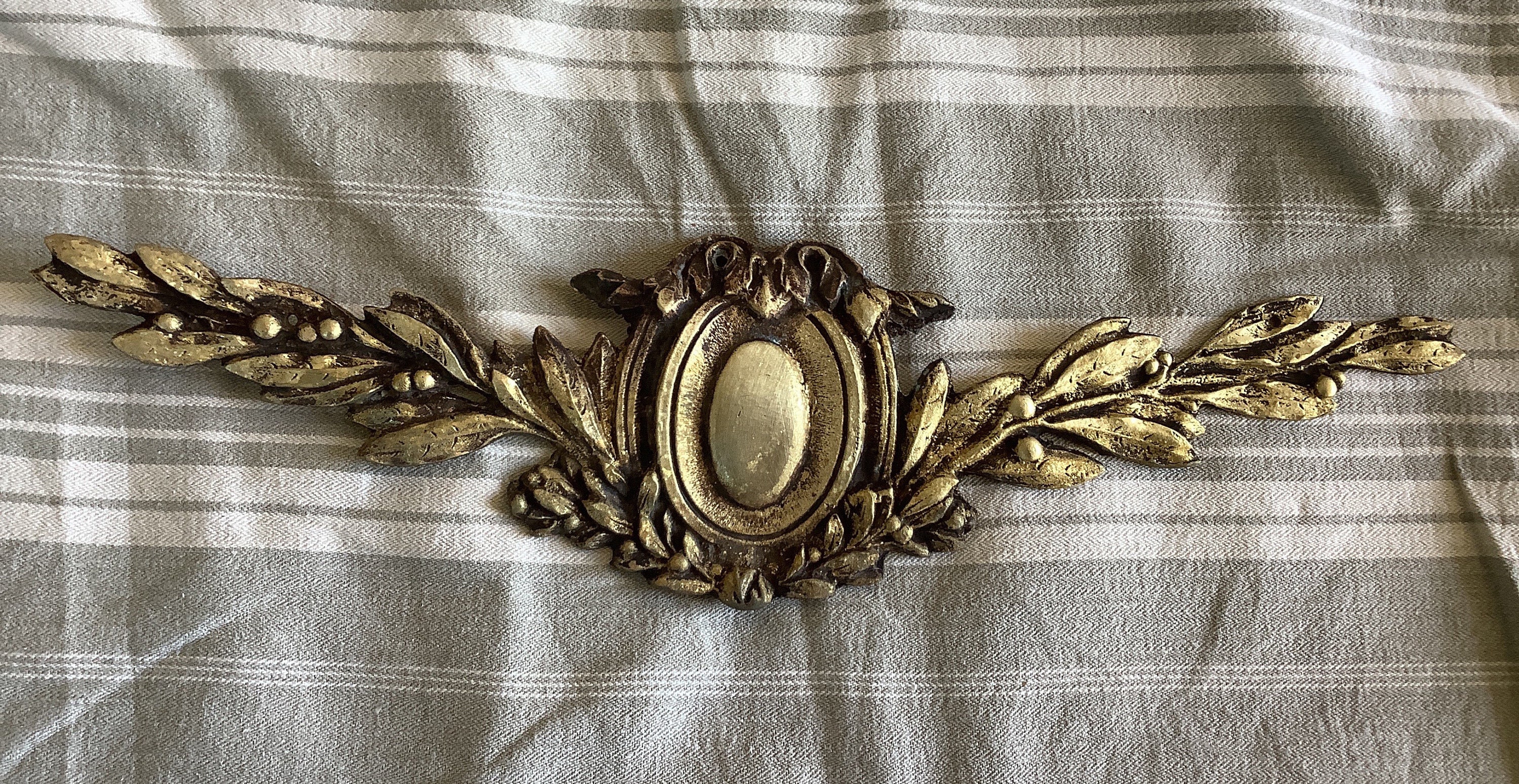 Antiquité Français Ormolu Brass Decorative Classical Hardware For Furniture 1900S One Piece Made in 