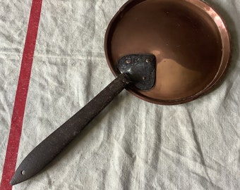 Vintage 1920s Copper medium 20 cm sized Sauce pan lid made in France, cast iron handle with copper rivets lid 30 cm.