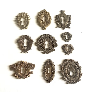 Verschiedene Vintage Antik 1900er Jahre Französische Rosette Schlüsselloch Schlüsselloch Abdeckungen Messing 10 Stück
