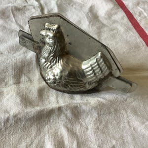 1920s French Chocolate Chicken Mold: Petite Easter Candy Mould