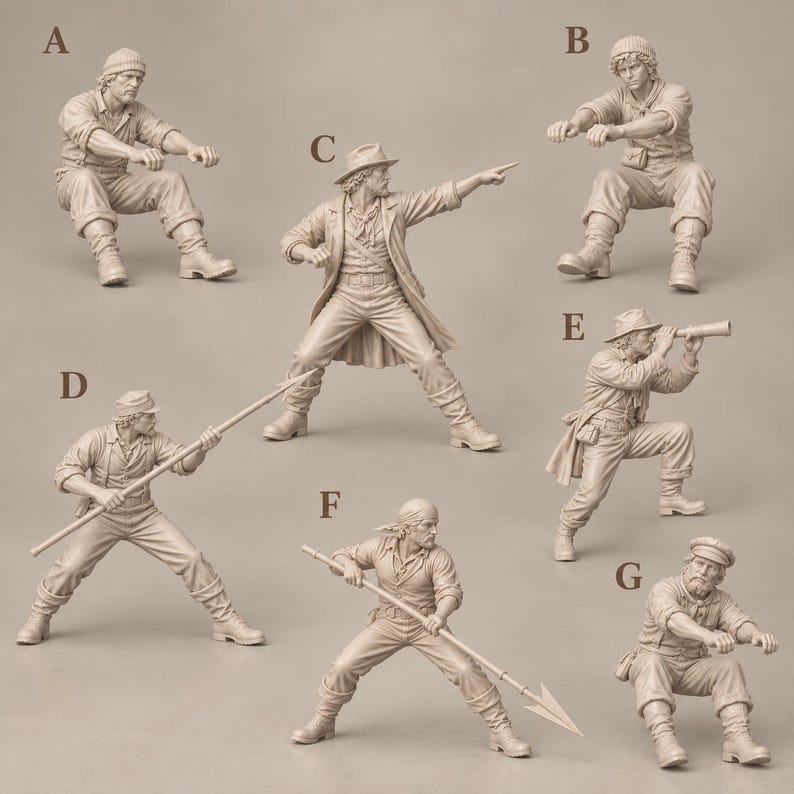 Puede incluir: Una colecci&oacute;n de siete figuras en miniatura de resina monocrom&aacute;tica sin pintar, etiquetadas de la A a la G, que representan individuos en varias poses, incluyendo sentados, se&ntilde;alando, sosteniendo una lanza larga y usando un telescopio.