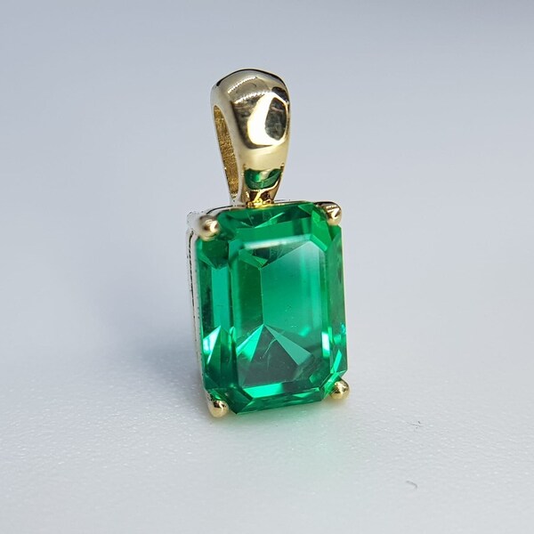 Colombian Emerald Octagon Solid Gold Pendant For Necklace. Minimalist Jewelry. Outstanding Quality Present For Any Occasion!