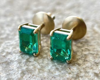 Emerald Stud Earrings. 14K Solid Gold Lab Grown Colombian Emeralds.