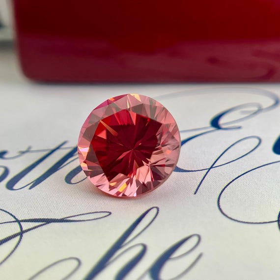 Lab Grown Padparadscha Pink Sapphire: 10mm Round Cut Gemstone