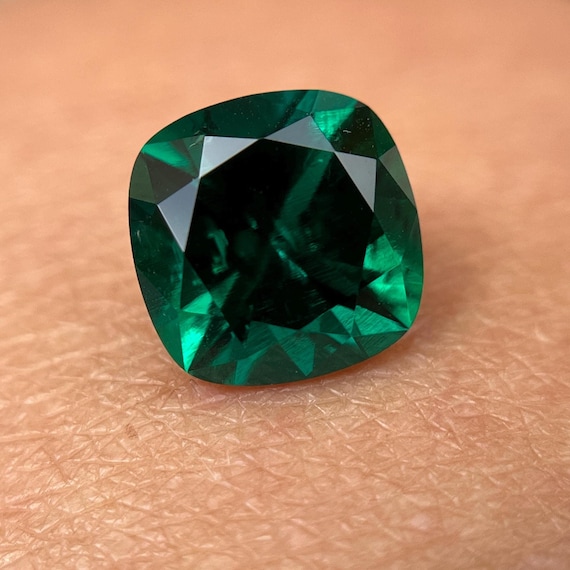 10mm Lab Grown Emerald Cushion Cut. Hydrothermal Gemstone.