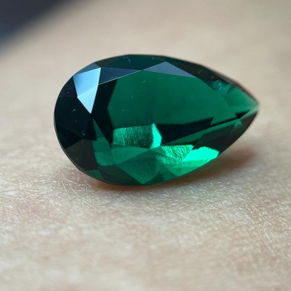 16x10mm Emerald Pear Cut. Top Quality Lab Grown Hydrothermal Emerald Teardrop Gemstone Of Zambian Color. Immediate Free Express Shipping!