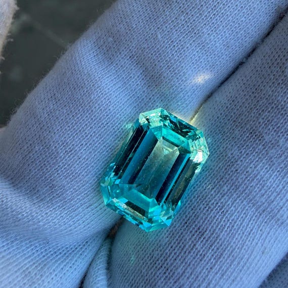 10ct Sapphire Sky Blue Color Lab Grown Gemstone 14x10mm Size For Unique Jewelry!