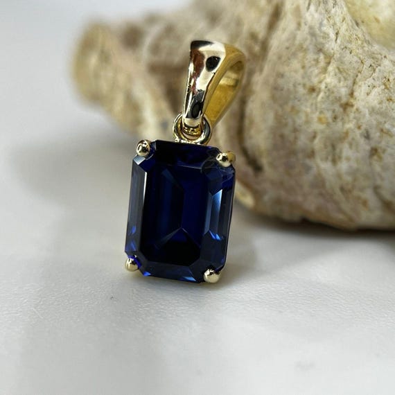 14K Gold Lab Grown Sapphire Pendant - Royal Blue Minimalist Necklace