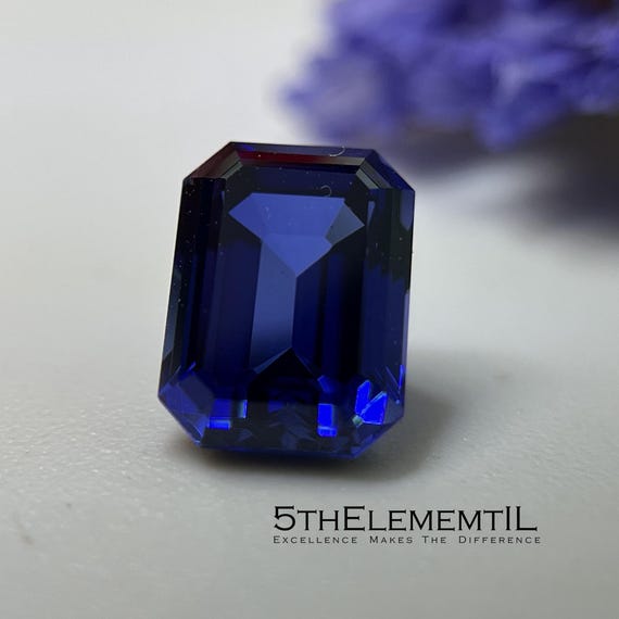 Royal Blue Sapphire Gemstone: Lab Grown Octagon Cut
