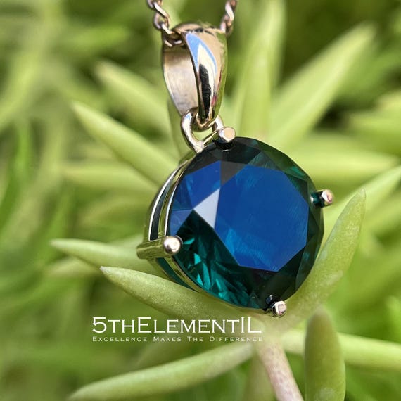 Cushion Emerald Pendant For Necklace. 14k Gold Lab Grown Gemstone Minimalist Jewelry.