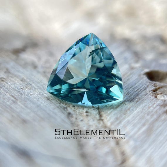 Aquamarine Trillion Cut. Top Quality Lab Grown Hydrothermal Beryl Aquamarine For Unique Jewelry. Immediate Express Shipping!