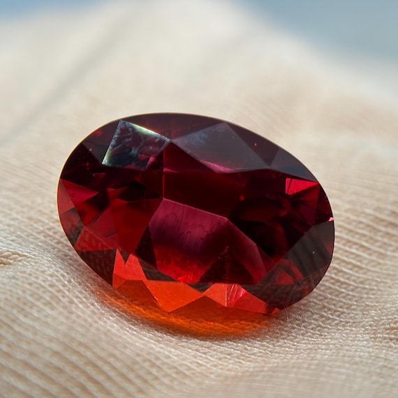 Red Beryl Bixbite 6 Carats Oval Cut. Hydrothermal Lab Grown Gemstone For Unique Jewelry!