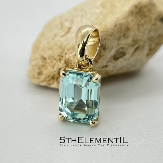 14K Aquamarine Pendant For Necklace. Top Quality Lab Grown Aquamarine Gemstone In Minimalist Solid Gold Pendant For Necklace.