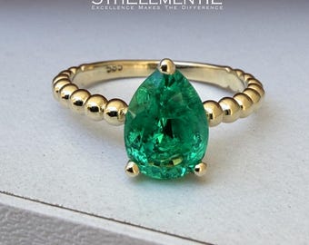 Colombian Emerald Gold Ring. Lab Grown Gemstone Minimalist Jewelry.
