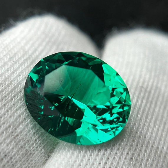 Lab Grown Emerald Gemstone: Bluish-Green Colombian Color Oval Cut