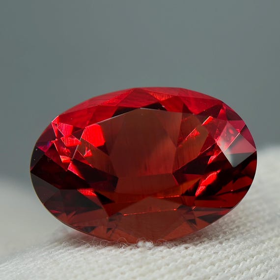 Red Beryl Bixbite 6 Carats Oval Cut. Hydrothermal Lab Grown Gemstone For Unique Jewelry!