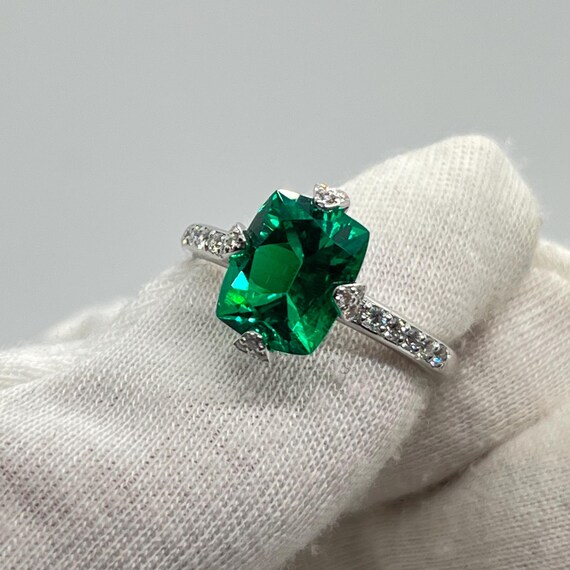 Gold Colombian Emerald Gemstone Ring. Top Quality Lab Grown Emerald Birthstone Ring. Handmade Jewelry Gift For Her!