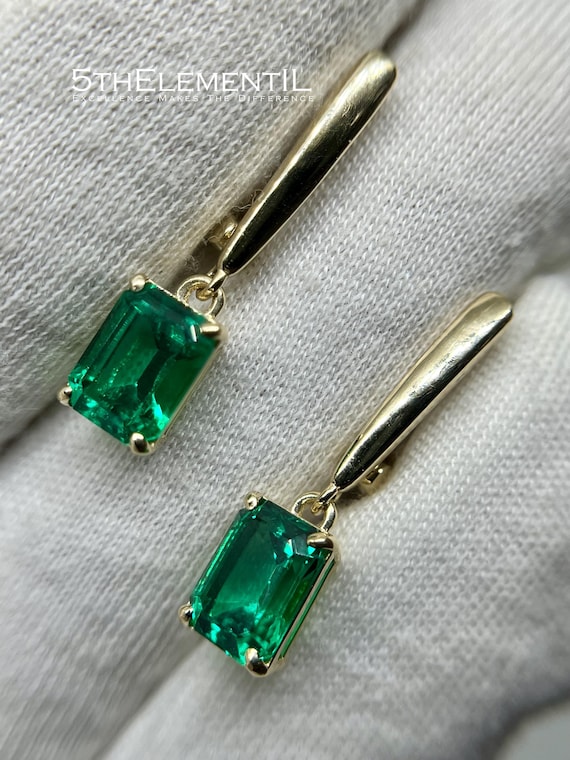Minimalist Emerald Earrings. Solid Gold And Lab Grown Colombian Emerald.
