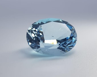 Aquamarine Oval Cut. Lab Grown Hydrothermal Ocean Blue Gemstone For Unique Jewelry.