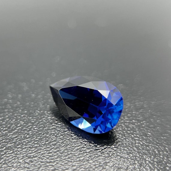 3.21ct Royal Blue Pear Lab-Grown Sapphire (11x7mm)